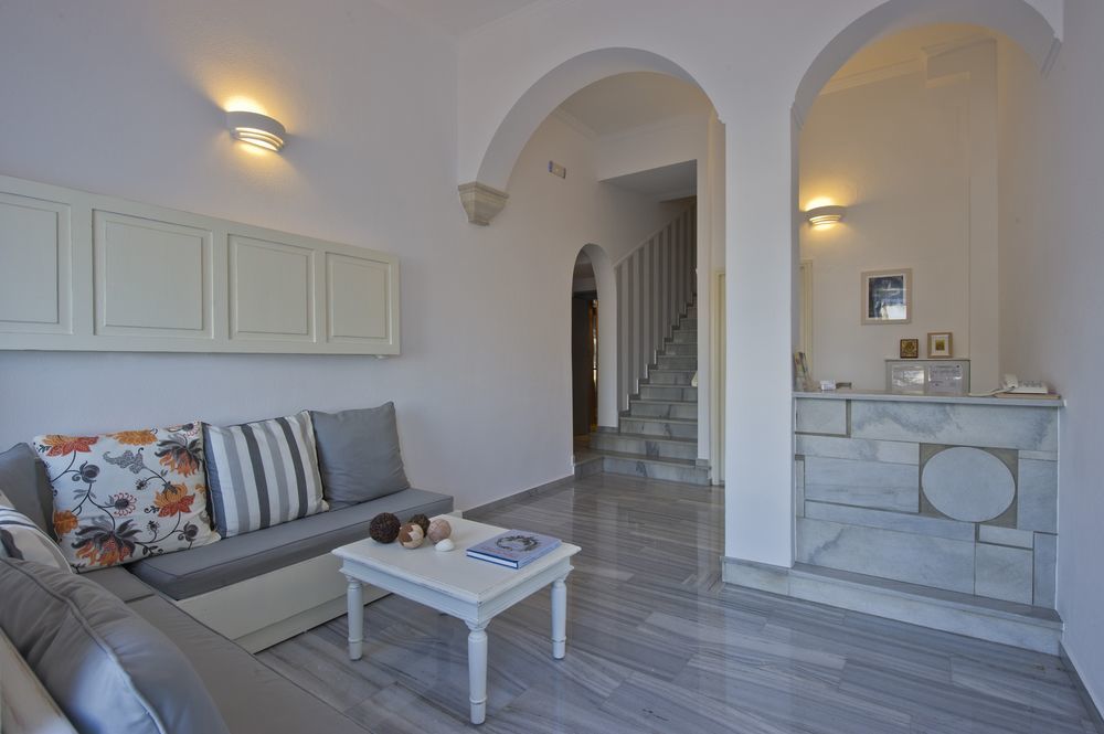 Hotel Oasis Парос Екстериор снимка